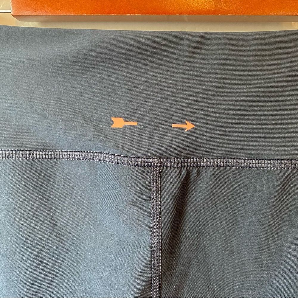 THE UPSIDE Jewel Col Block Midi Legging Pant in Navy - Picture 9 of 11
